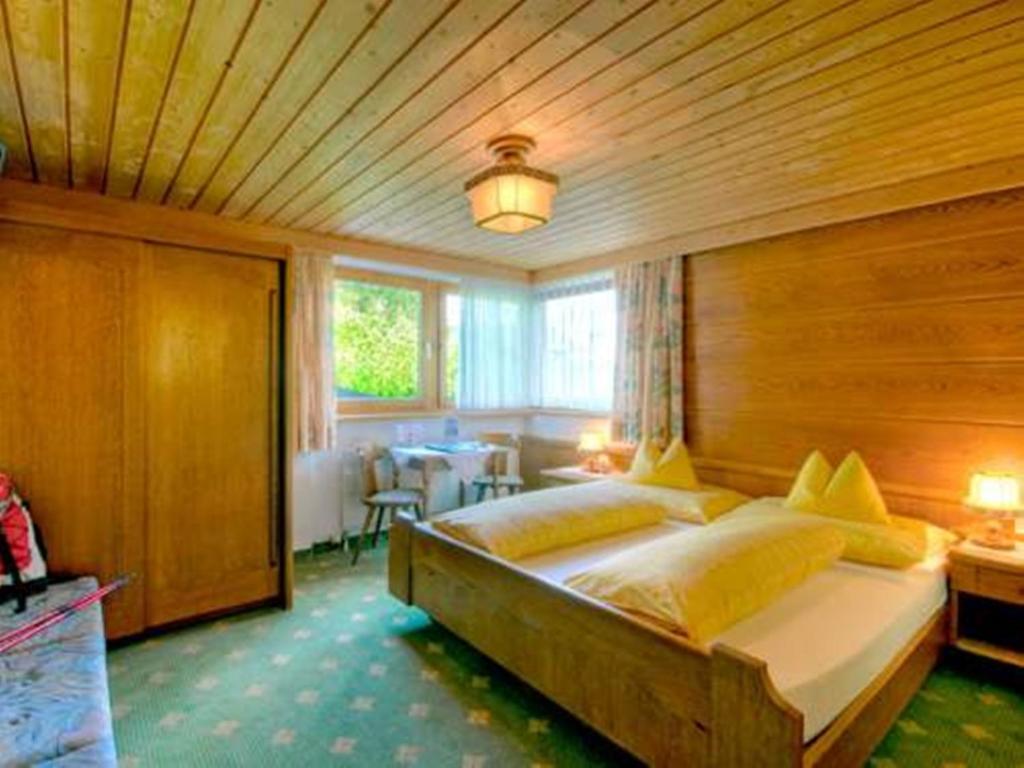 Sonnenhotel Soldanella Sonneck Samnaun Room photo